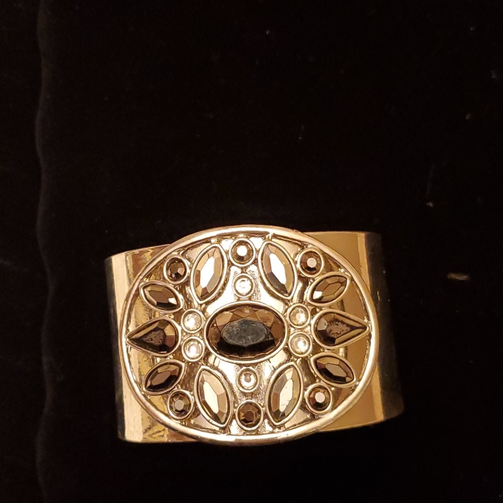 Metal cuff - Picture 2 of 7